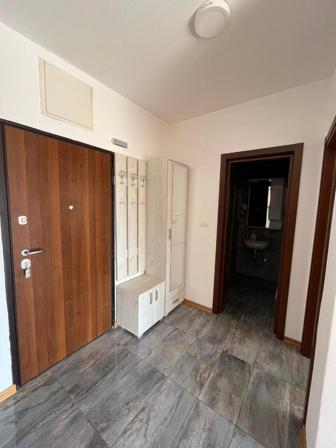 Z Apartment Ποντγορίτσα Εξωτερικό φωτογραφία
